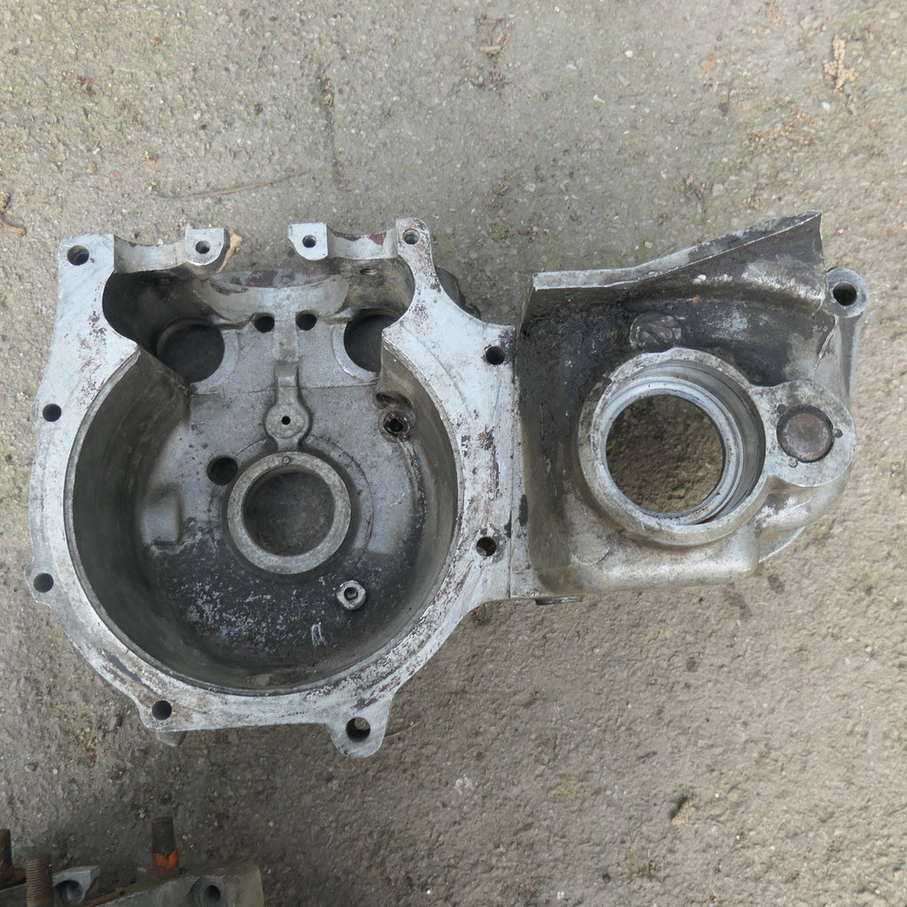 Triumph T90 (350 Unit Twin) ,Crankcases, H32389 1962 to 1968