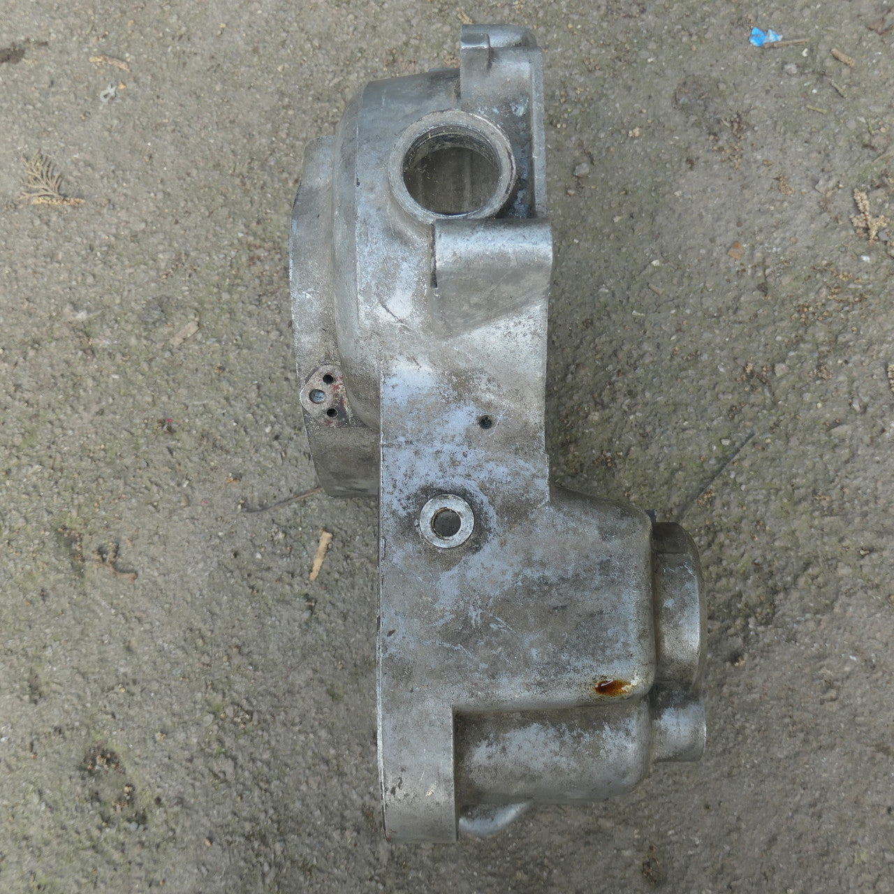 Triumph T90 (350 Unit Twin) ,Crankcases, H32389 1962 to 1968