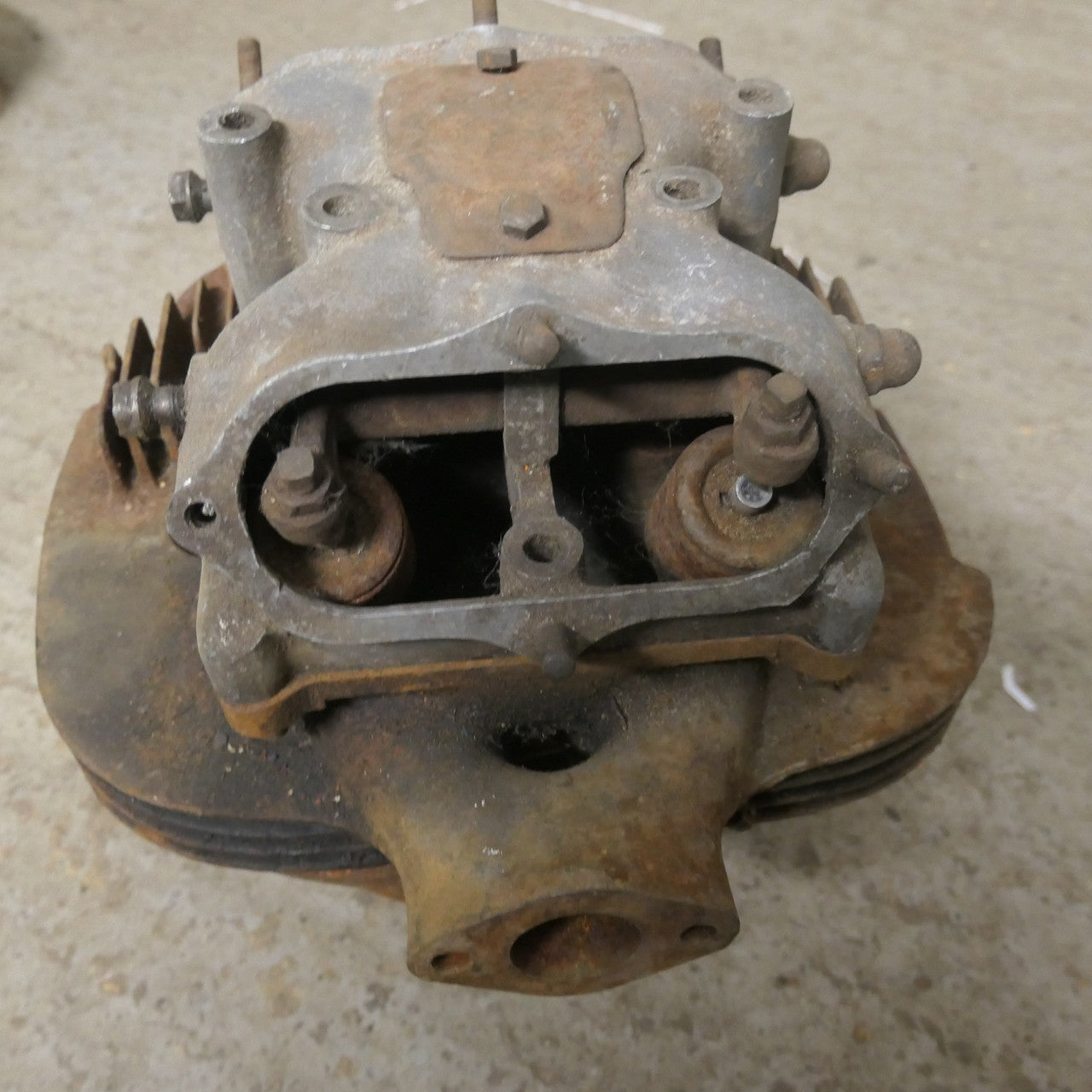 BSA A7 A10 ,Head and Rocker Unit, For Restoration
