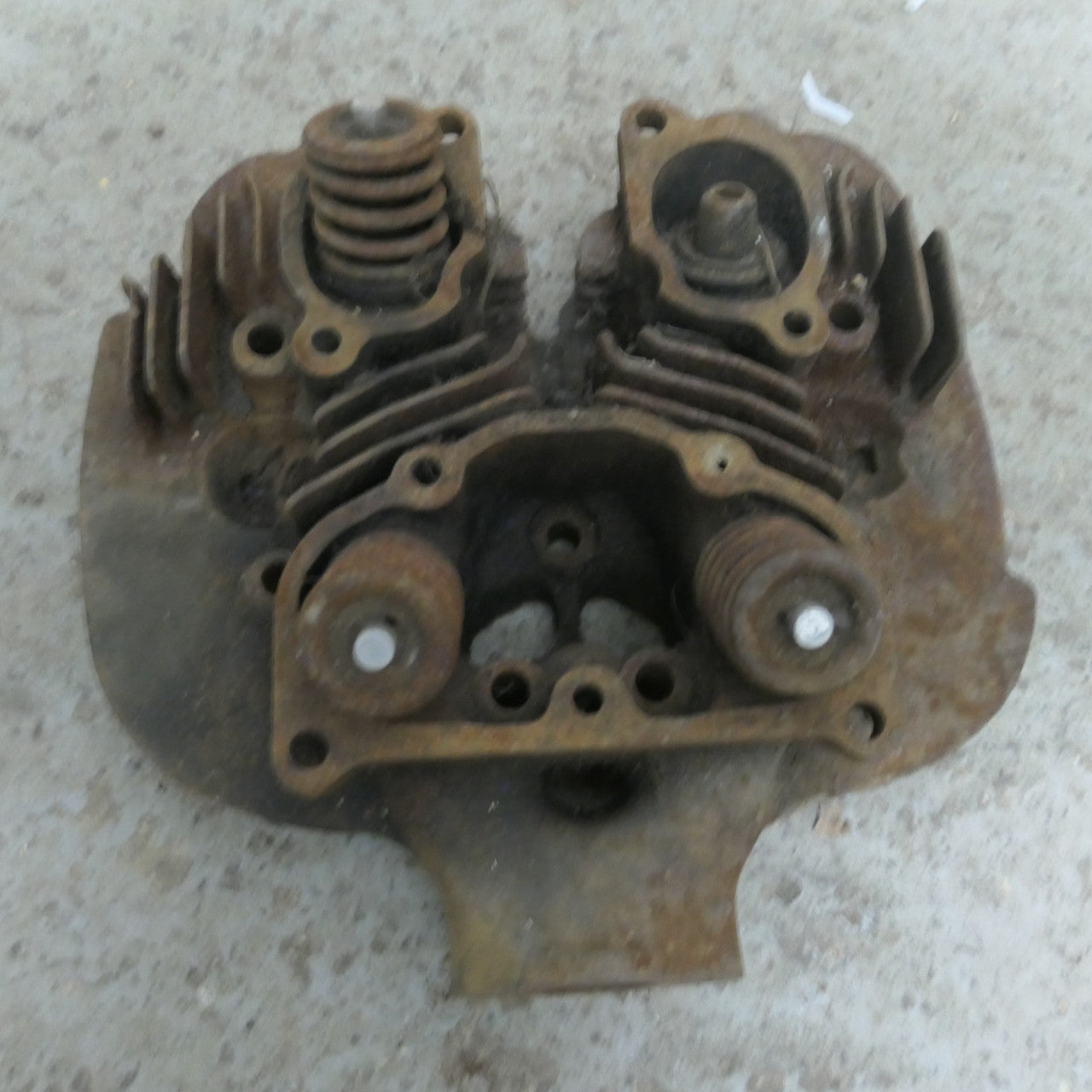 BSA A7 A10 ,Head and Rocker Unit, For Restoration