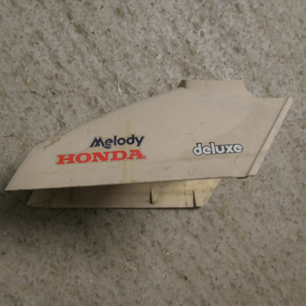 Honda Melody Deluxe, Rear Panel, Mudguard Battery Box for restoration.