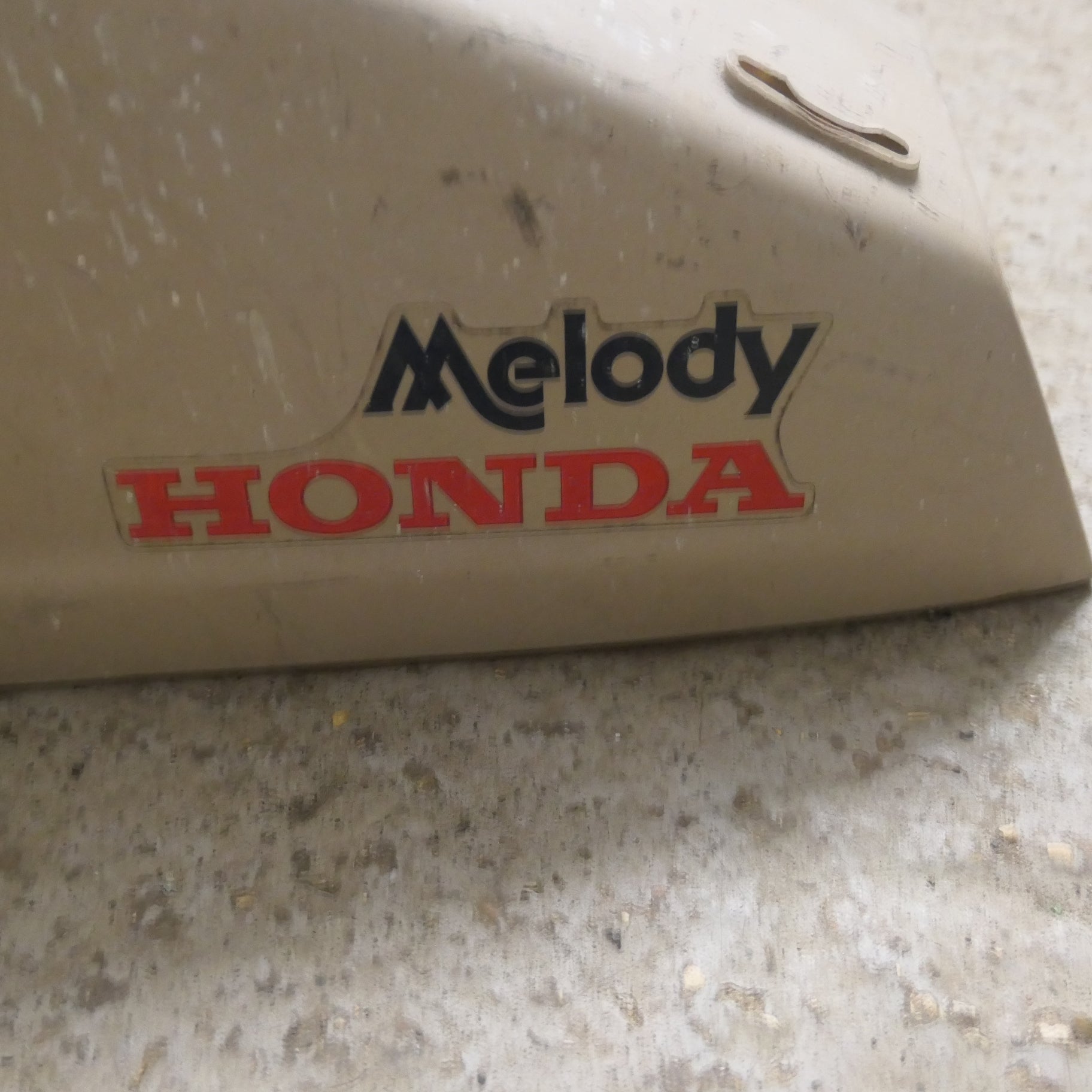 Honda Melody Deluxe, Rear Panel, Mudguard Battery Box for restoration.
