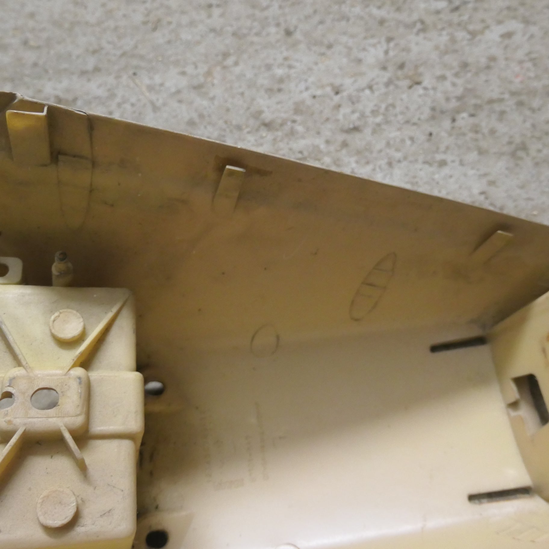 Honda Melody Deluxe, Rear Panel, Mudguard Battery Box for restoration.
