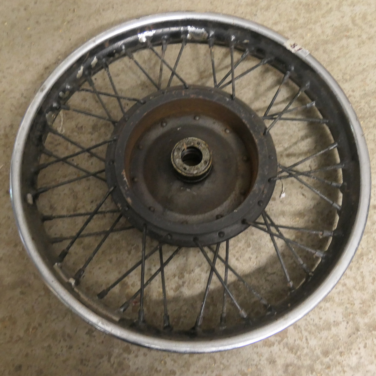 Triumph 7inch ,TLS Front Wheel ,1967-72 T90 T100 Daytona