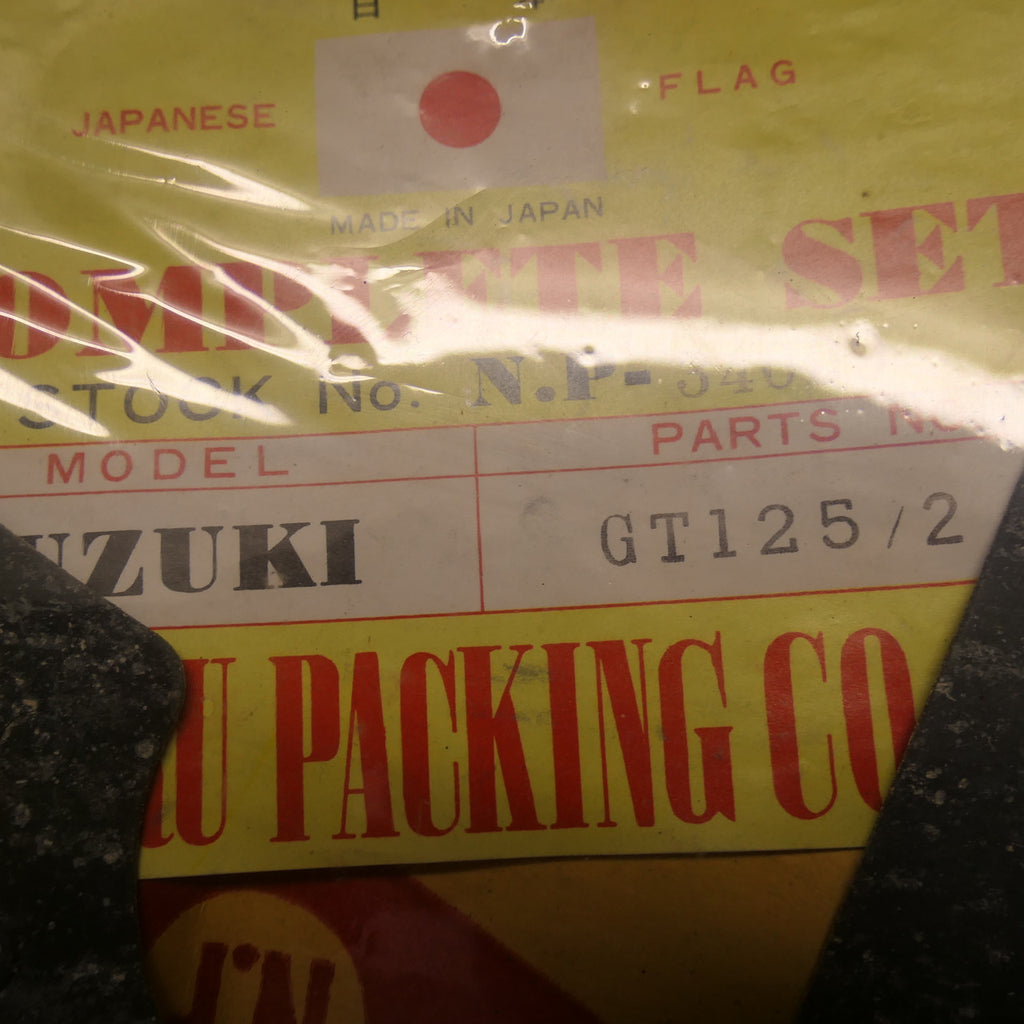 Suzuki GT125 2 Full ,Engine Gasket Set, 34009 Genuine NOS