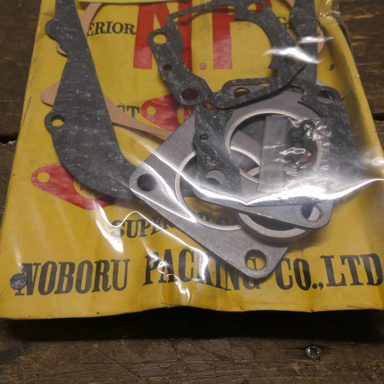 Suzuki GT125 2 Full ,Engine Gasket Set, 34009 Genuine NOS