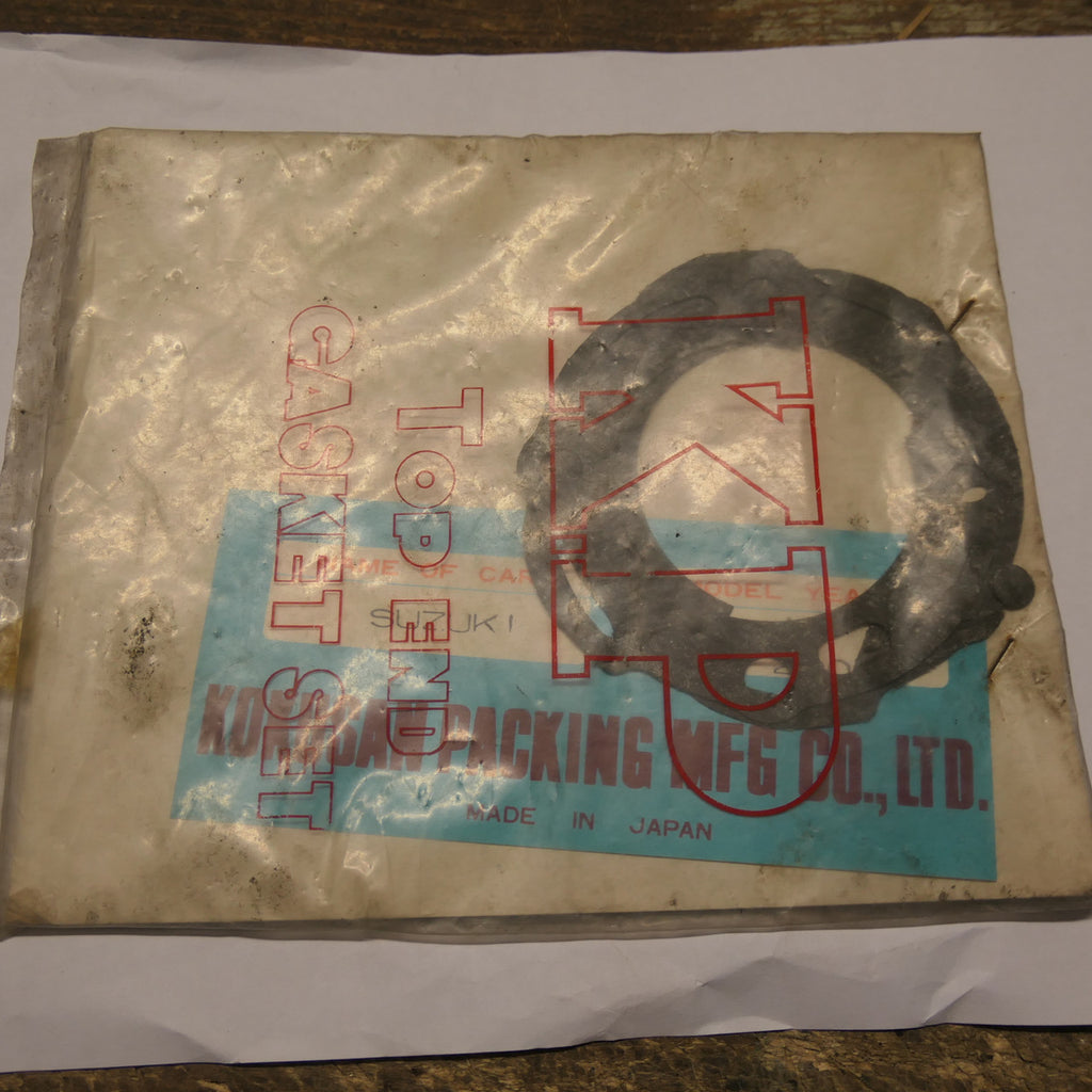 Suzuki T200 ,Top End Gasket Set, Genuine NOS