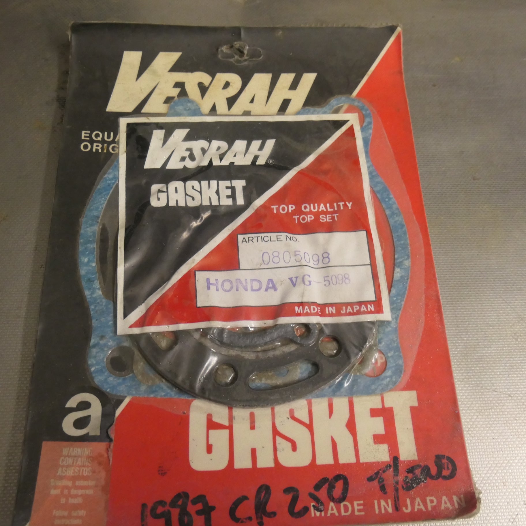 Honda CR250R 1987 ,Top End Gasket Set, Genuine NOS. VG-5098