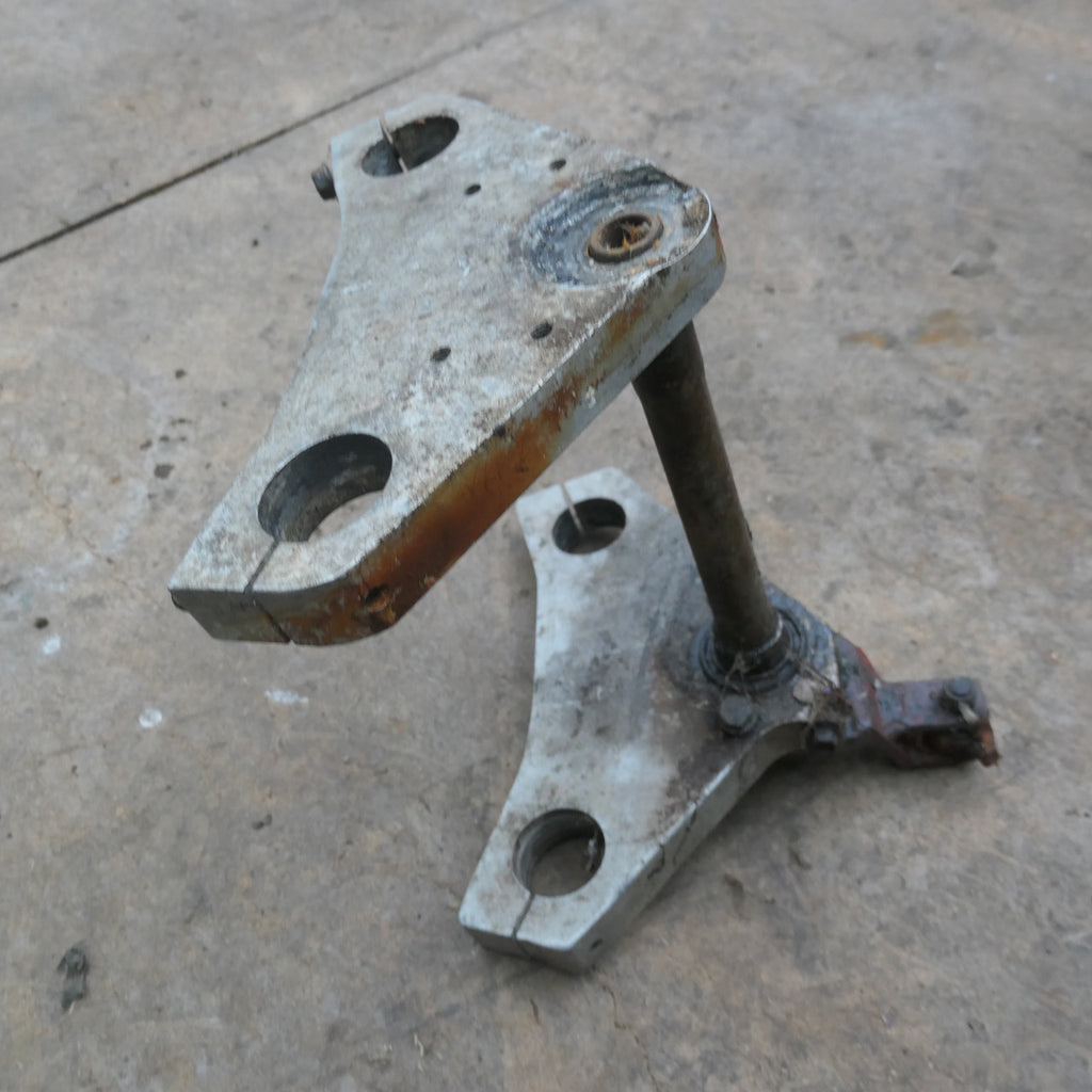 ,Top and Bottom Yoke ,Set For Restoration