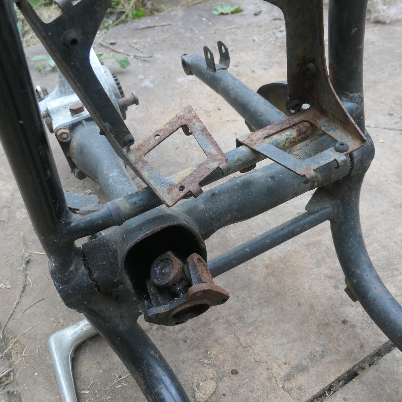 BMW ,R75 5 Frame Swing Arm, and Shaft Drive Bevel Unit 1972
