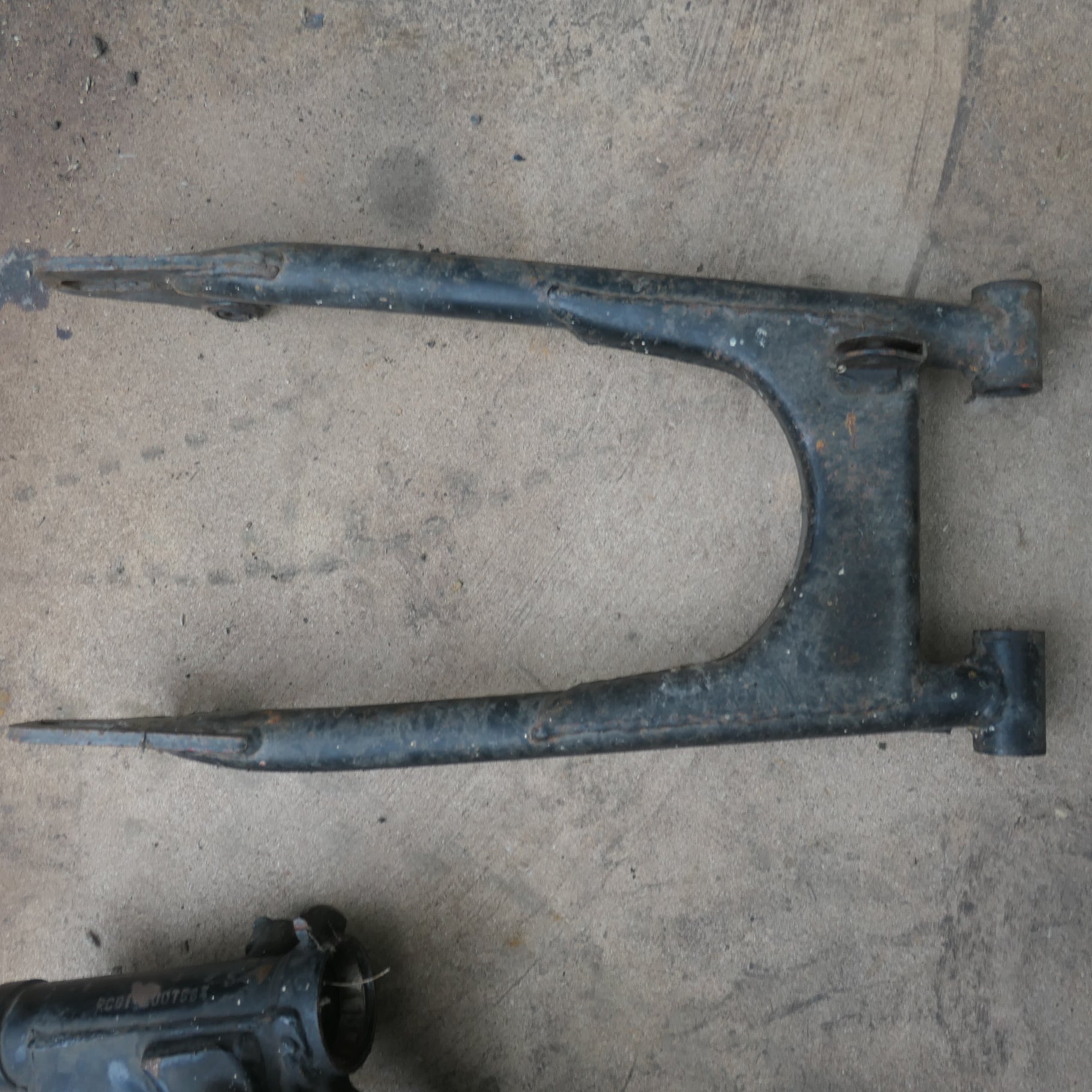 Honda CB750 4 ,Frame and Swing Arm, with Centre Stand with V5 Registration Documents