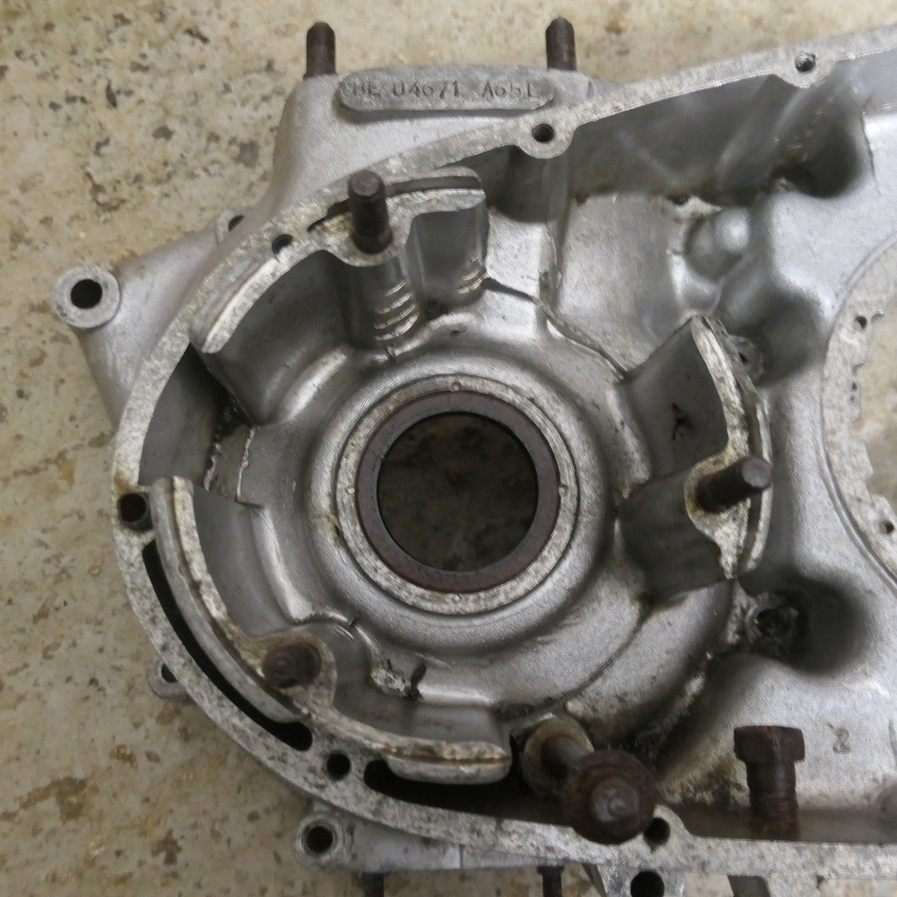 BSA A65L Lightning Unit 650 Twin ,Left Side Crankcase, BE04671 May 1969