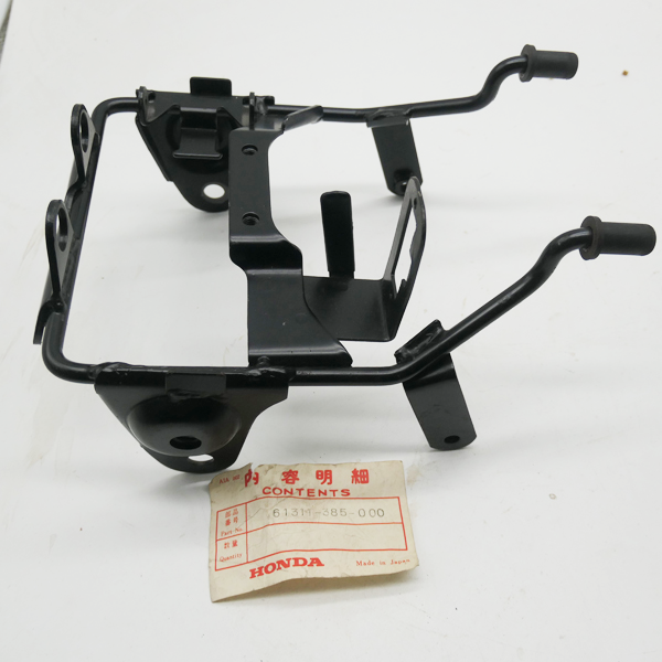 Honda XL350 ,Headlight Frame, Genuine NOS Honda Part Number 61311-385-000
