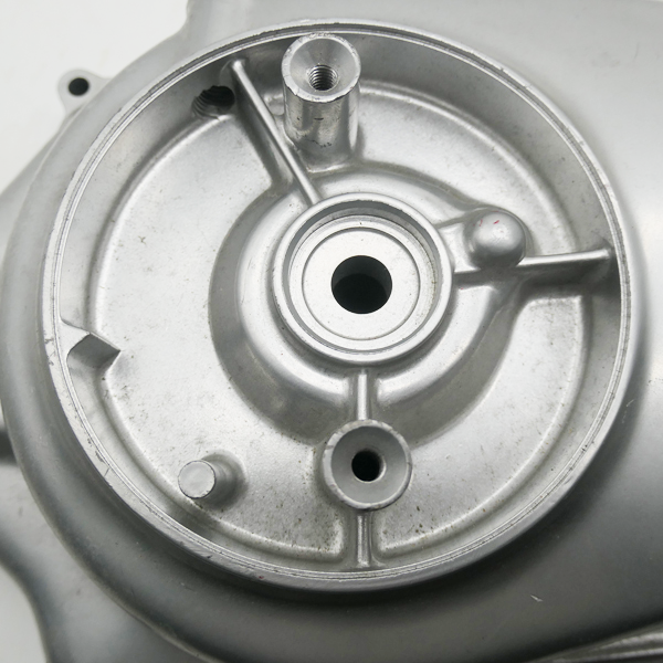 Honda CB CL200 ,Right Crankcase Cover, Genuine NOS Honda Part Number 11330-354-010