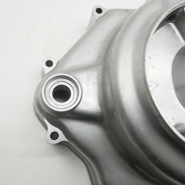 Honda CB CL200 ,Right Crankcase Cover, Genuine NOS Honda Part Number 11330-354-010