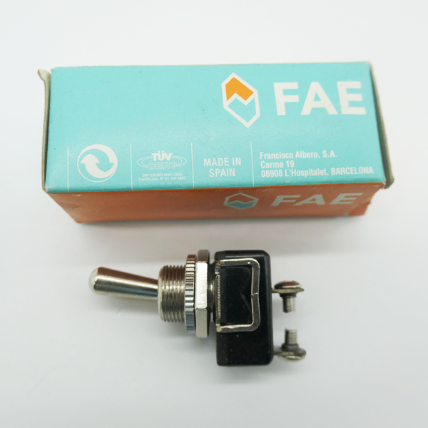 FAE 65260 Chrome On Off Toggle ,Switch Gear, Universal Fitting