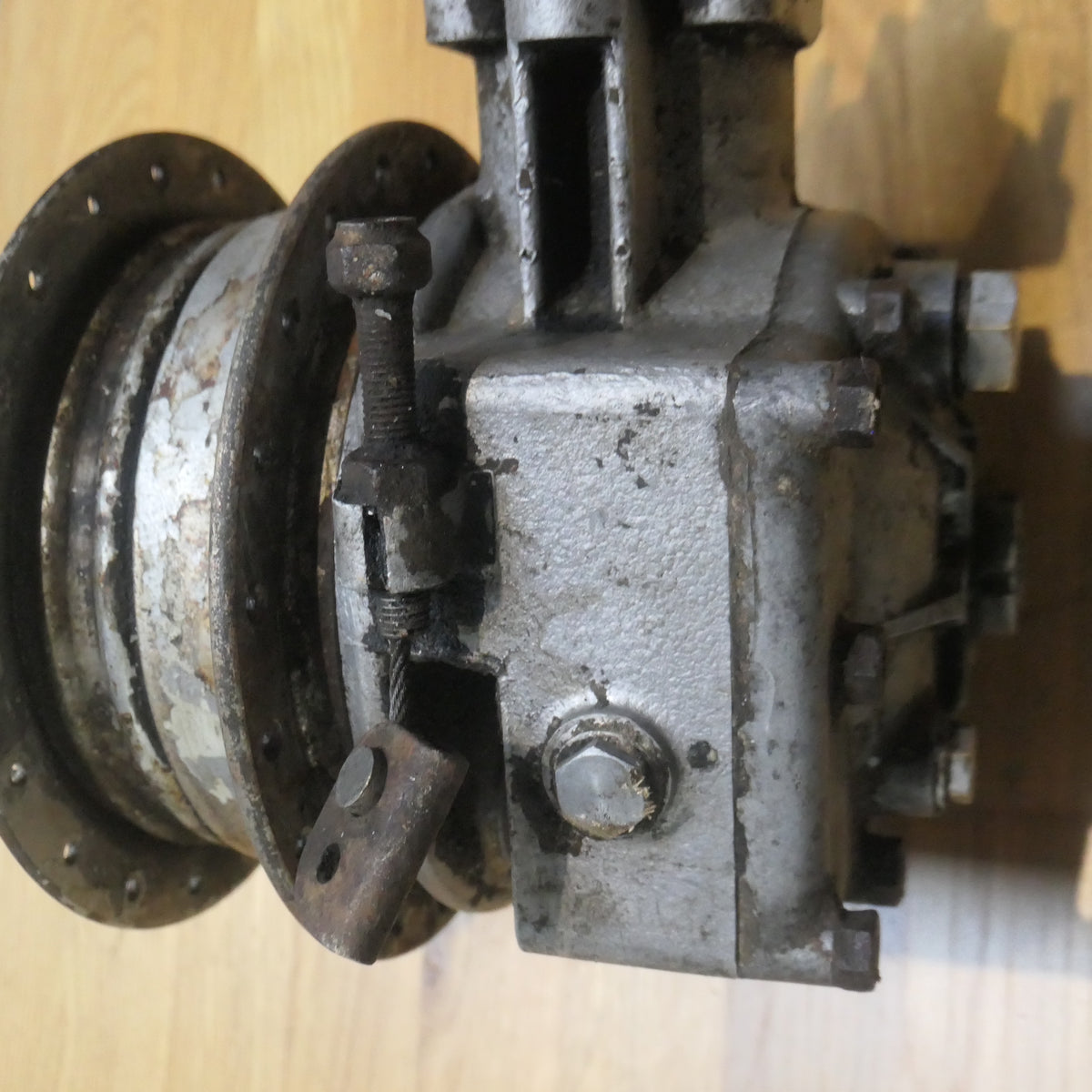 Velocette LE Rear Main Shaft Drive Assembly Unit Classic Motorcycle Transmission Part